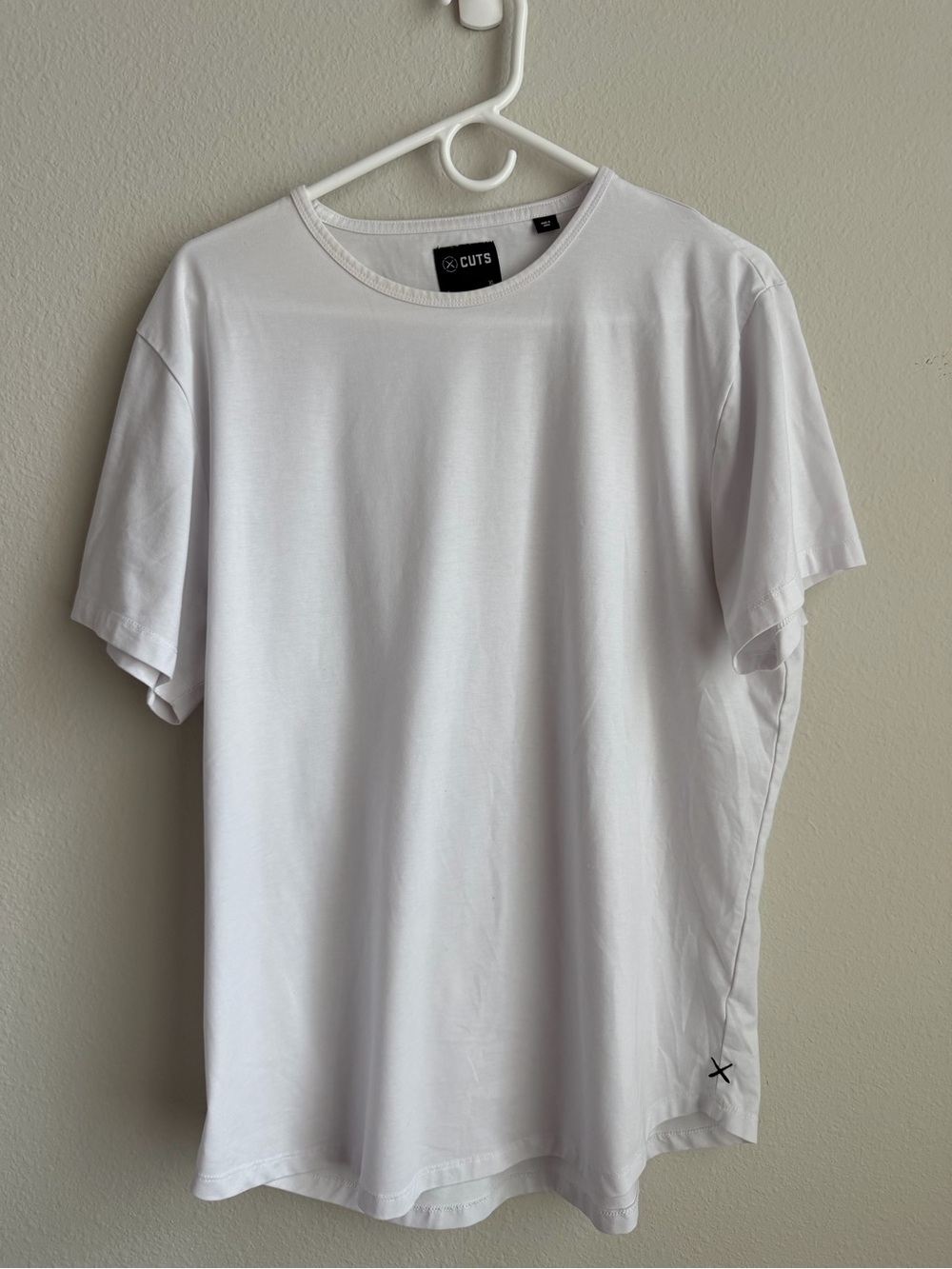 Cuts Clothing AO Curve-Hem Tee White XL